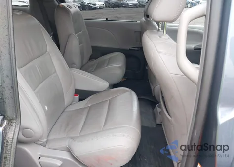 2017 Toyota Sienna Xle 7 Passenger from USA, damaged, VIN 5TDDZ3DC2HS171807